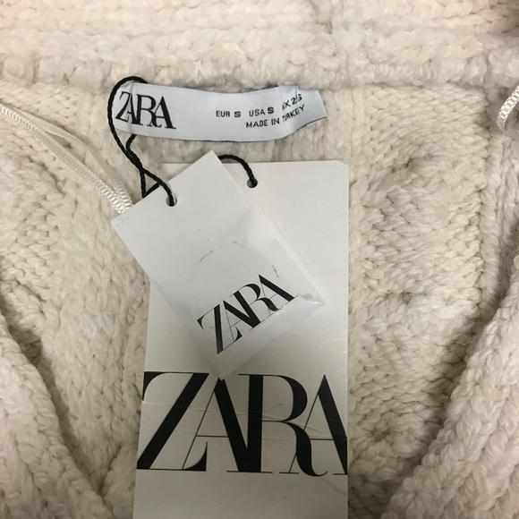 Shoes and sweater - Picture 2 of 6